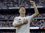 雷火电竞网址-皇马队员士气高昂，多球员入选国家队