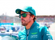 雷火电竞网站-阿斯顿马丁力克雷诺车队，阿隆索惊艳四座