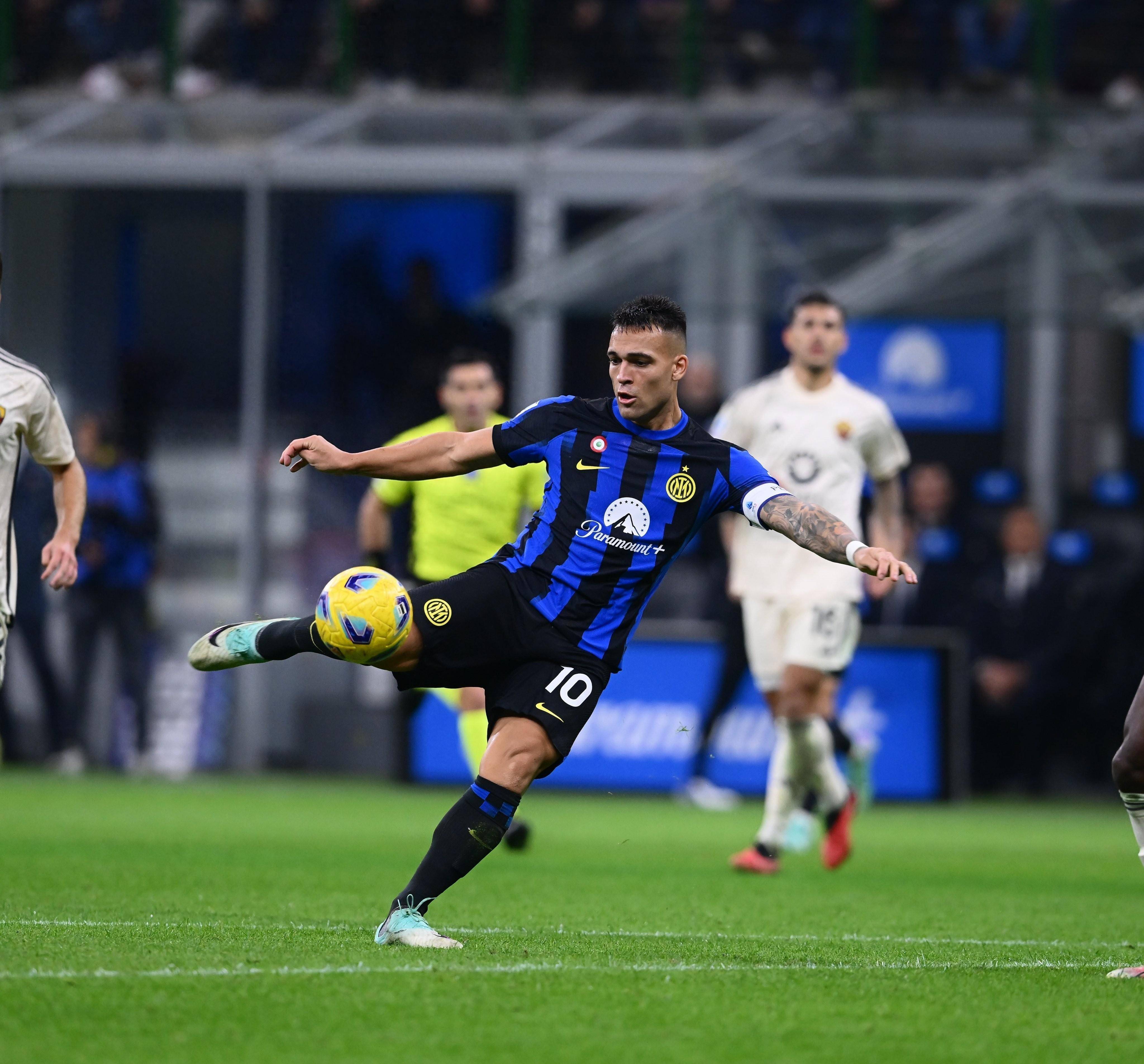 国米客场战平那不勒斯,难分胜负 国米客场战平那不勒斯,难分胜负